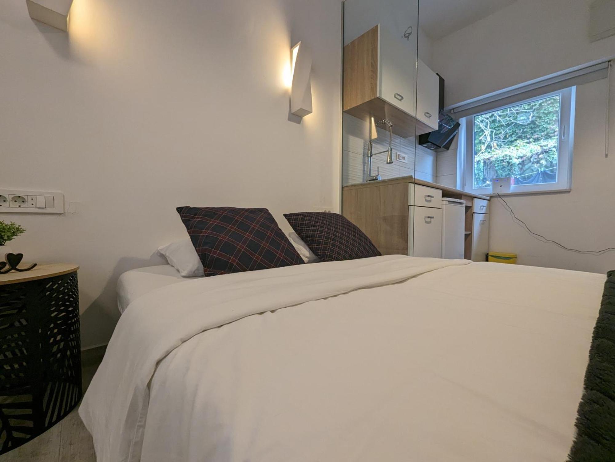 Cozy Maksimir Condo Near Kvatric Zagreb Exterior photo