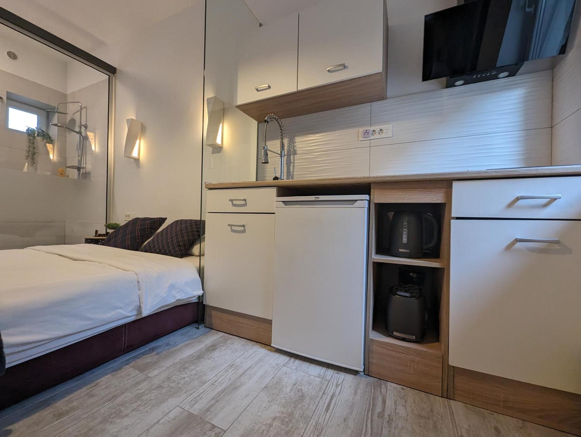 Cozy Maksimir Condo Near Kvatric Zagreb Exterior photo