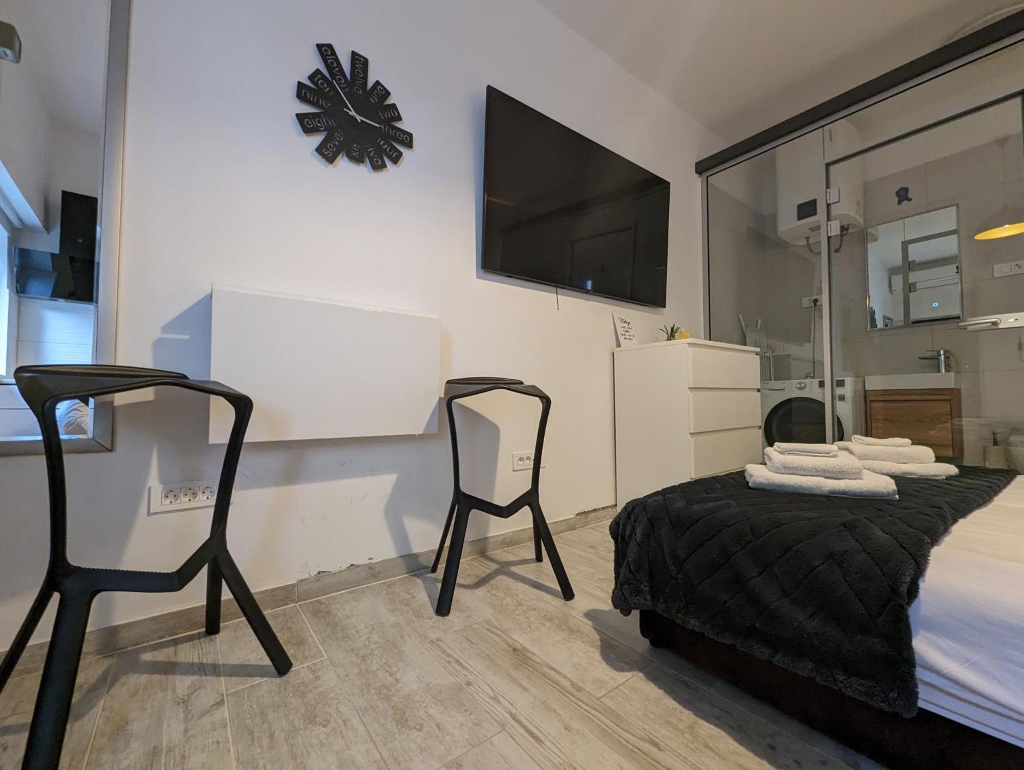 Cozy Maksimir Condo Near Kvatric Zagreb Exterior photo